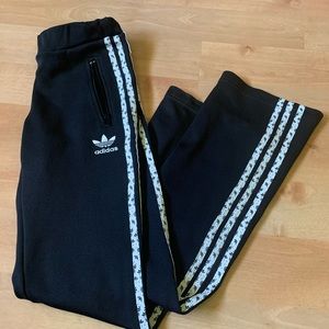 Adidas pants size xs